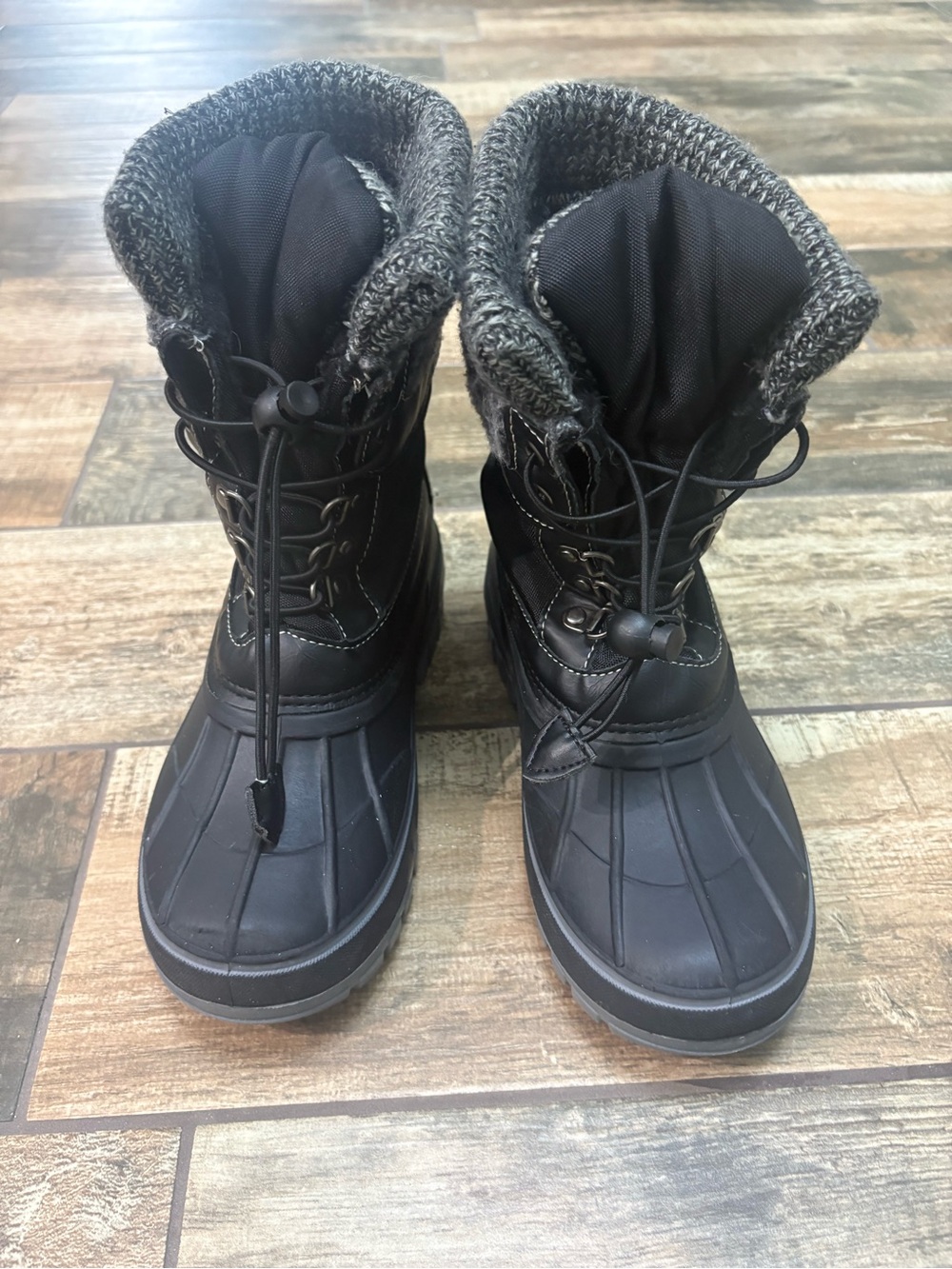 Women's Black Insulated Winter Lace-Up Snow Boots with Knit Collar
